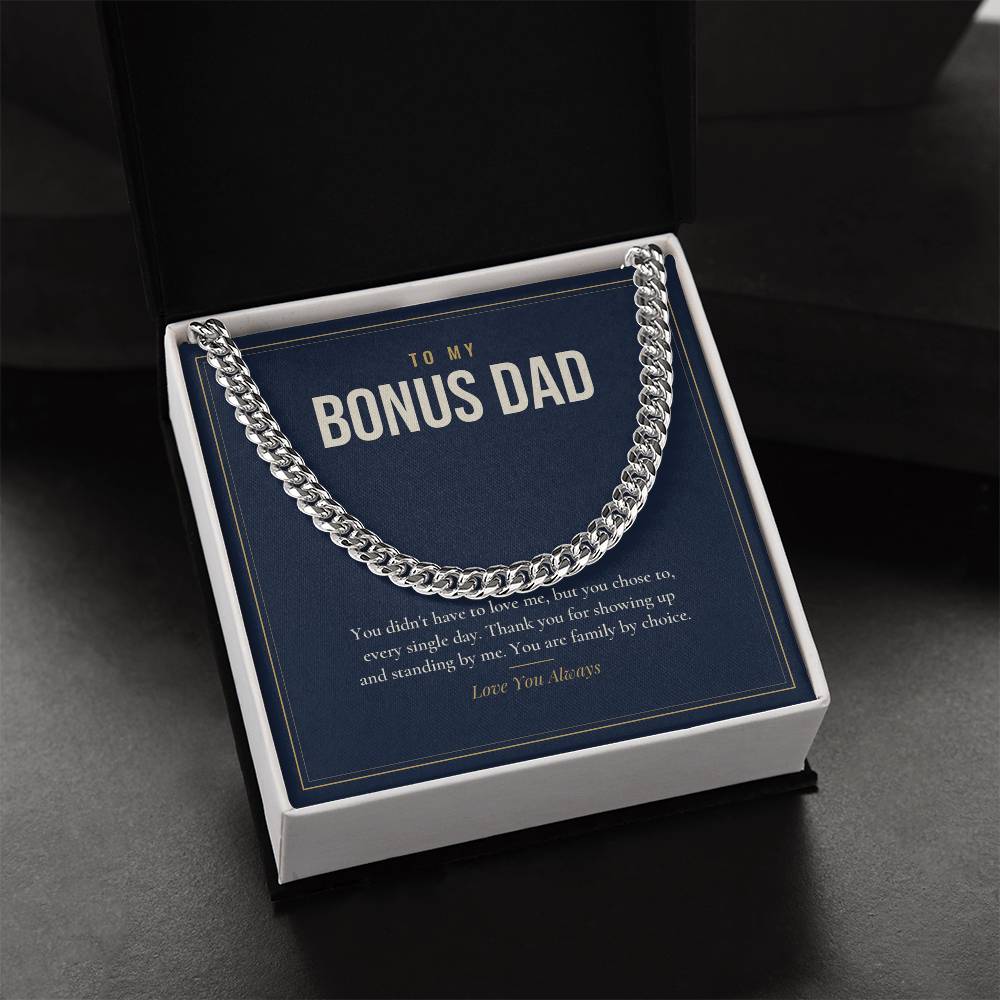 Cuban link chain for Bonus Dad, stainless steel in standard box, close-up